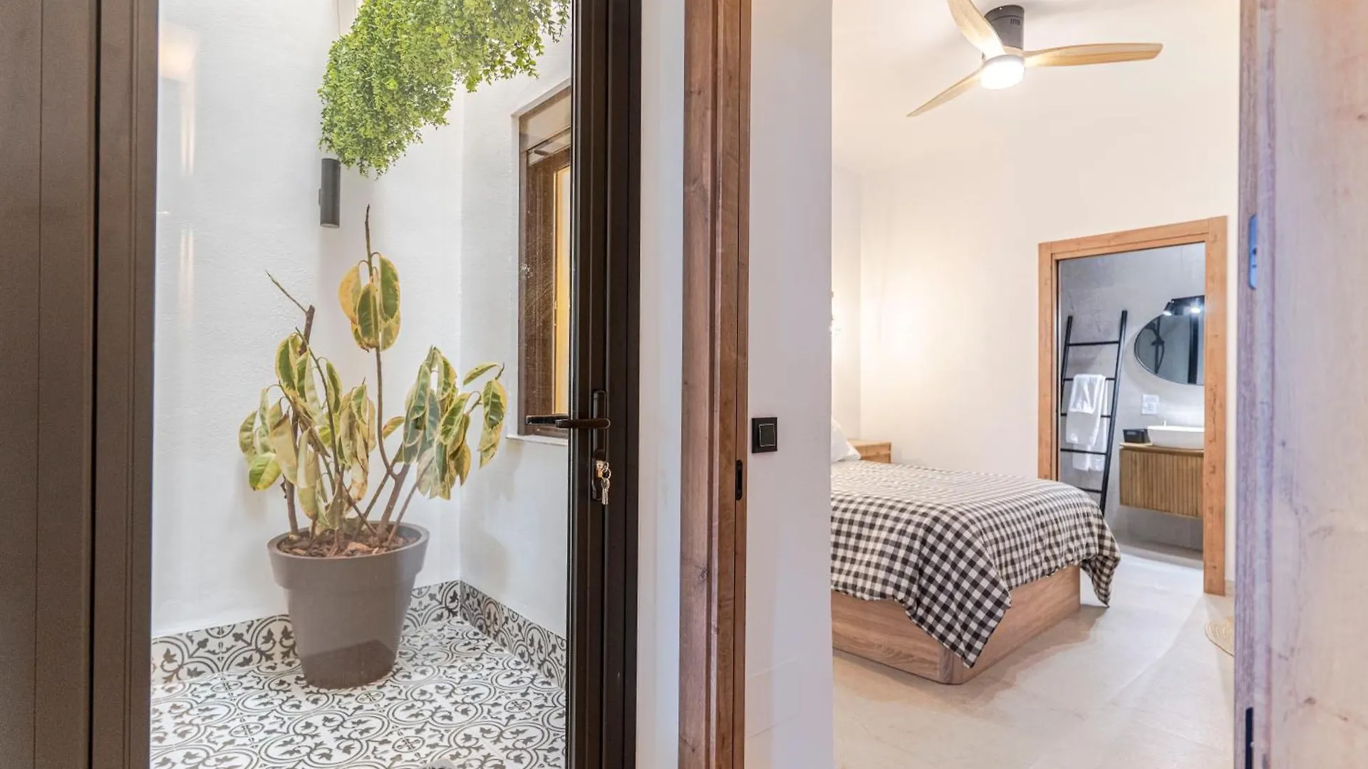 别墅 Rentitspain Casa Lavadero Historia Y Confort 劳约德安达拉克