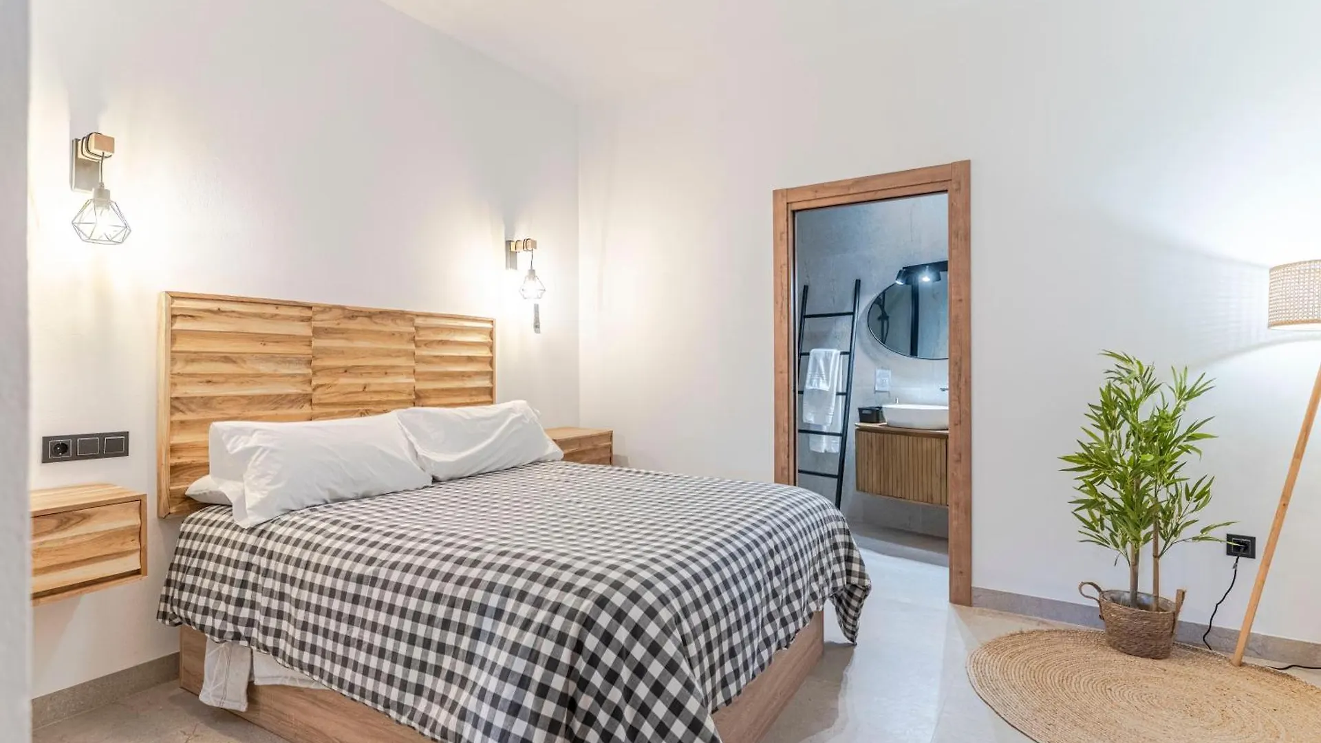 Rentitspain Casa Lavadero Historia Y Confort 劳约德安达拉克 别墅